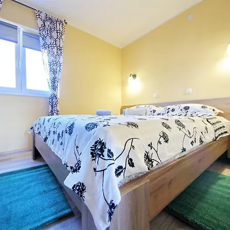 Villa Deluxe Roko *