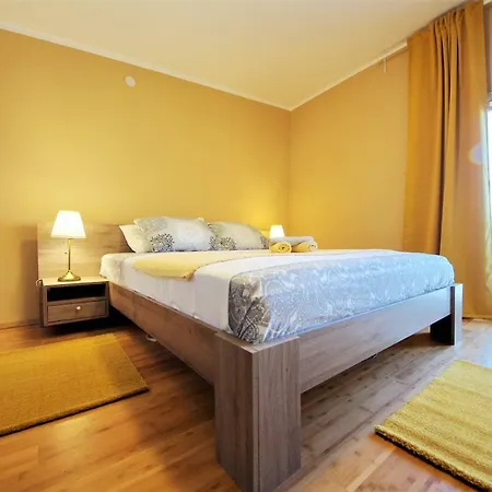 Villa Deluxe Roko *